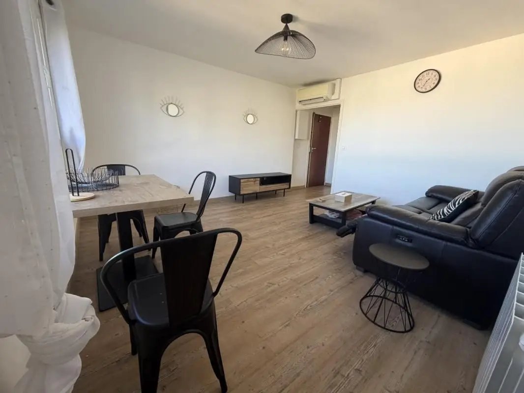 Appartement à louer, 56m², Bastia