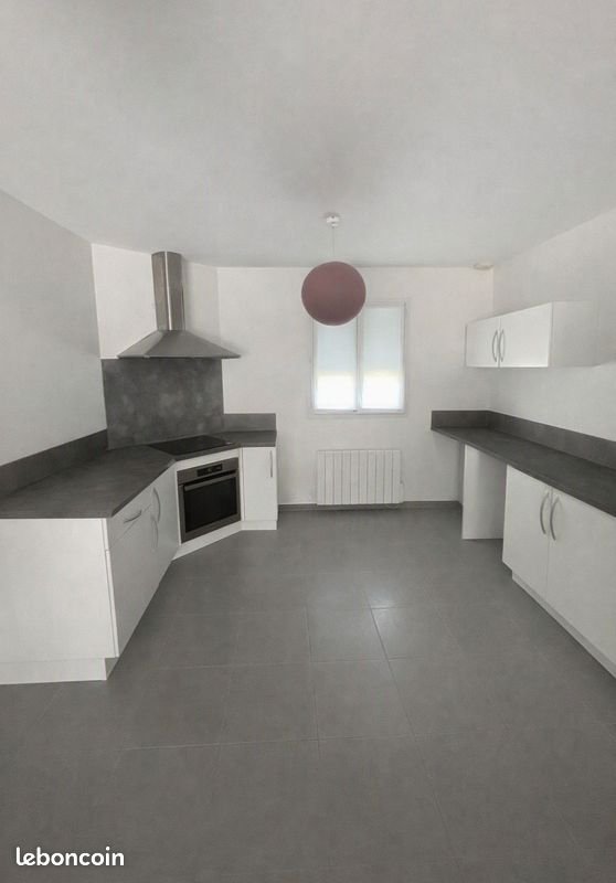 Maison à louer, 97m², Bords