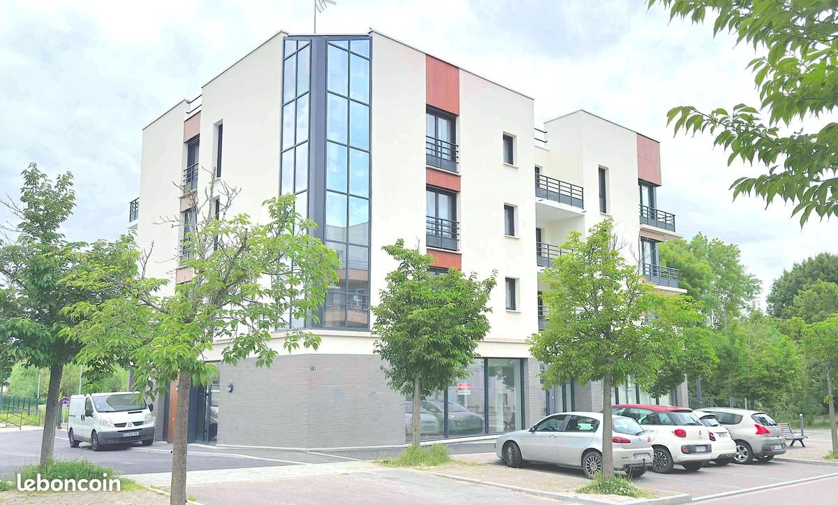 Appartement à louer, 42m², Épernon