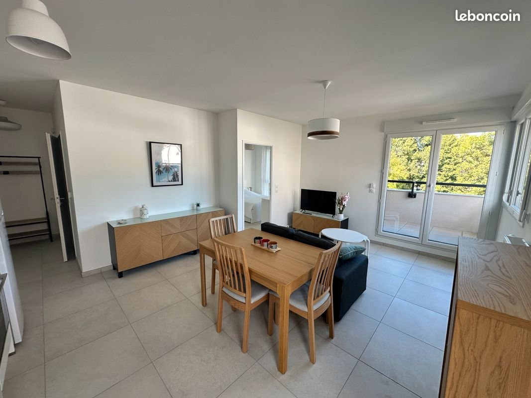 Appartement à louer, 42m², Épernon