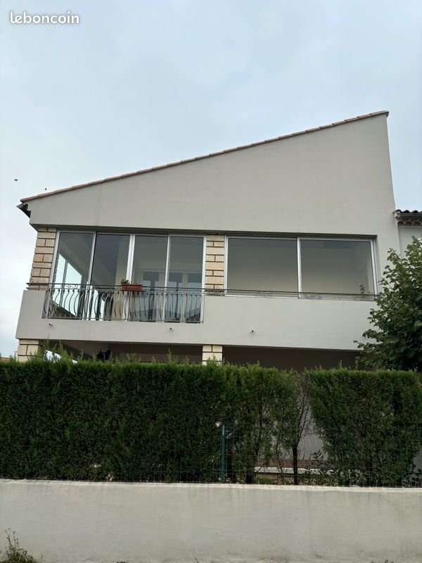 Appartement à louer, 113m², Alès