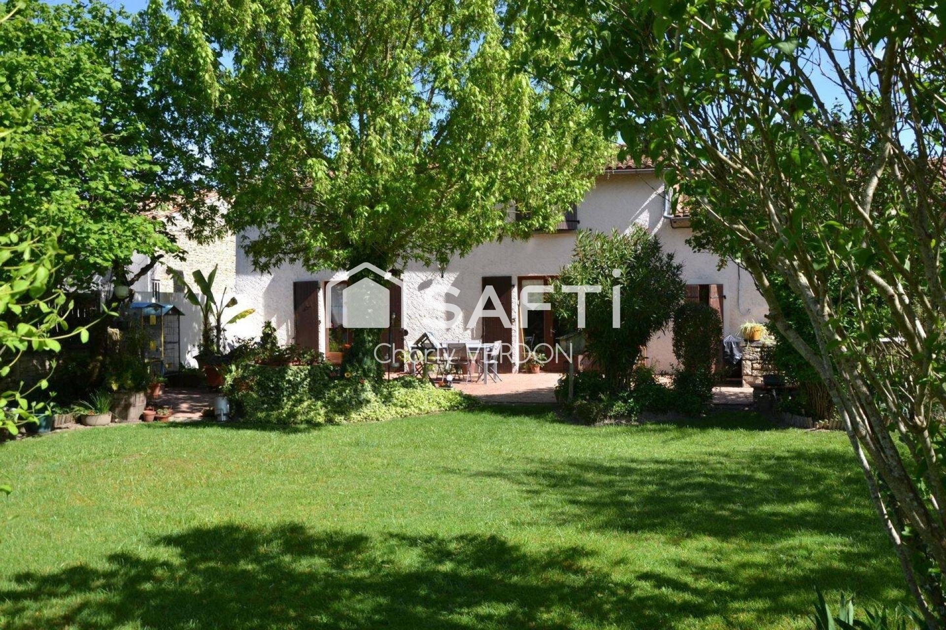 Maison à vendre, 170m², Secondigné-sur-Belle