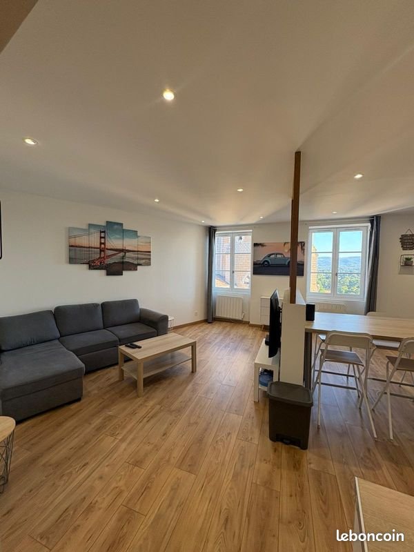 Appartement à louer, 76m², Trévoux