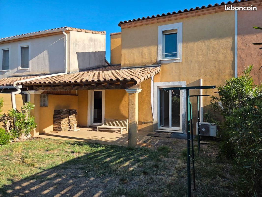 Maison à louer, 90m², Lézan