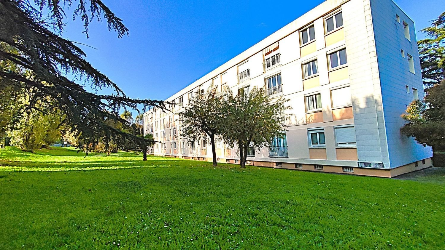 Appartement à vendre, 81m², Carbon-Blanc