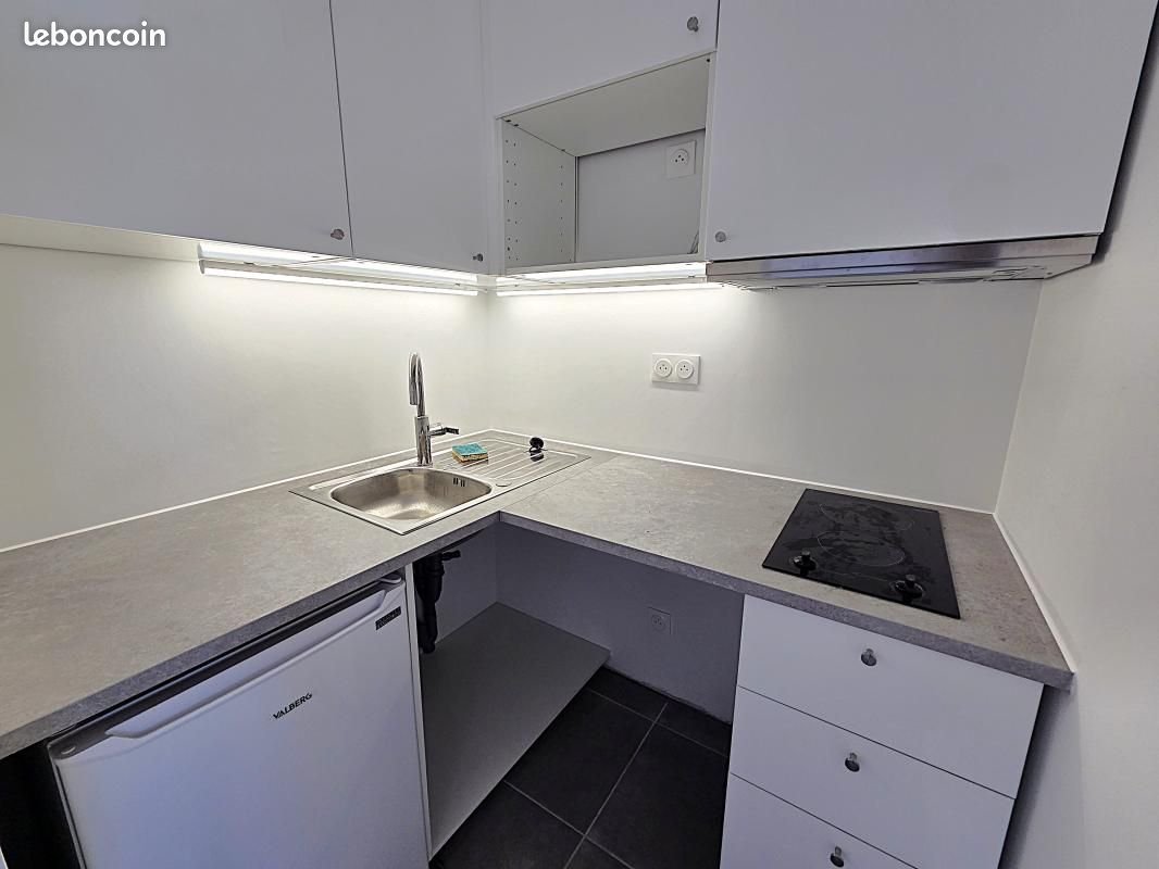 Appartement à louer, 27m², Marseille 9ème