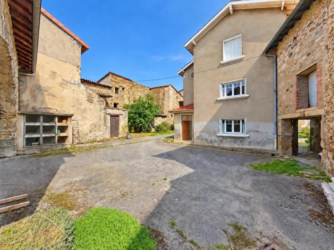 Maison à vendre, 180m², Saint-Laurent-d'Agny