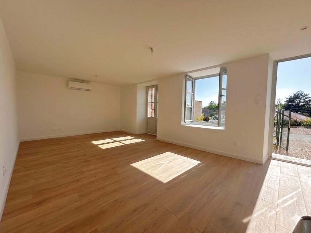Maison à vendre, 4m², Chaponost