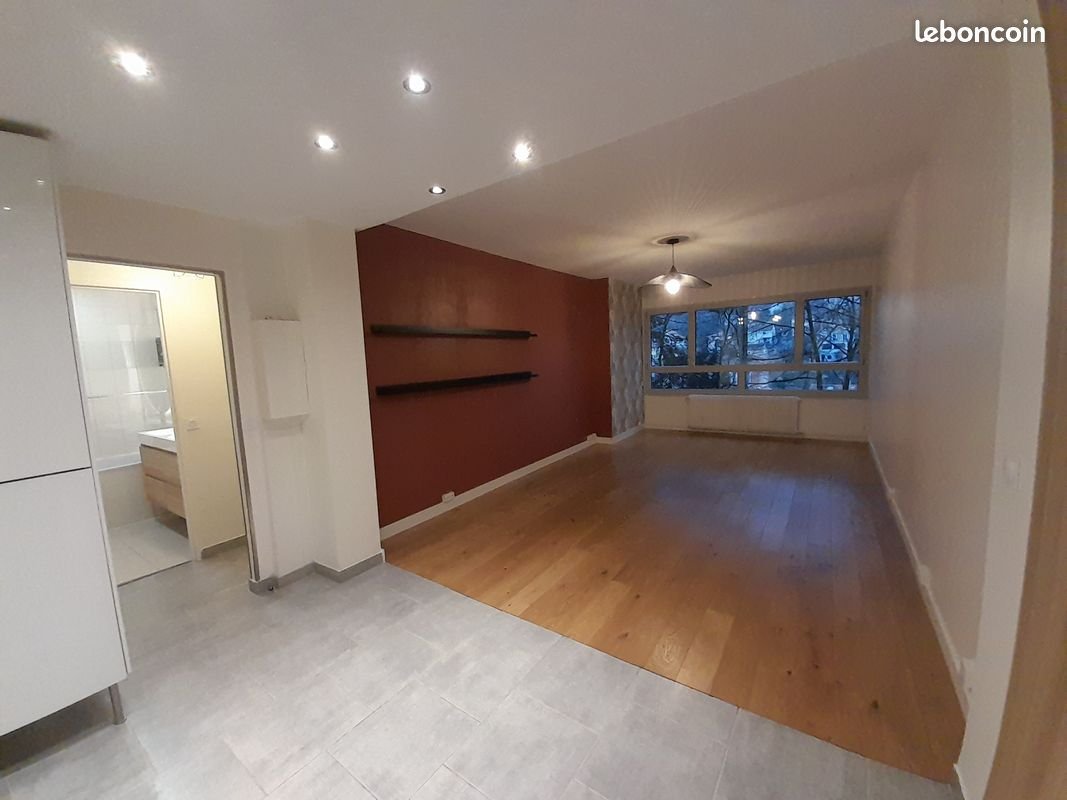 Appartement à louer, 78m², Caluire-et-Cuire