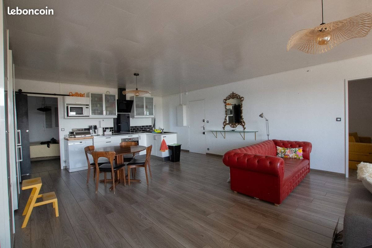 Appartement à louer, 74m², Talence