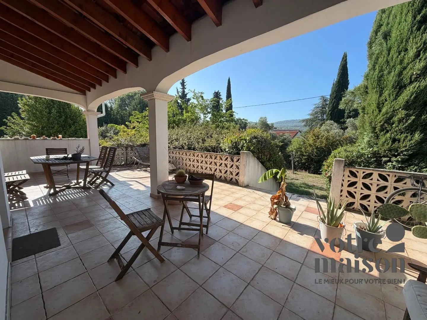 Maison à vendre, 171m², Simiane-Collongue