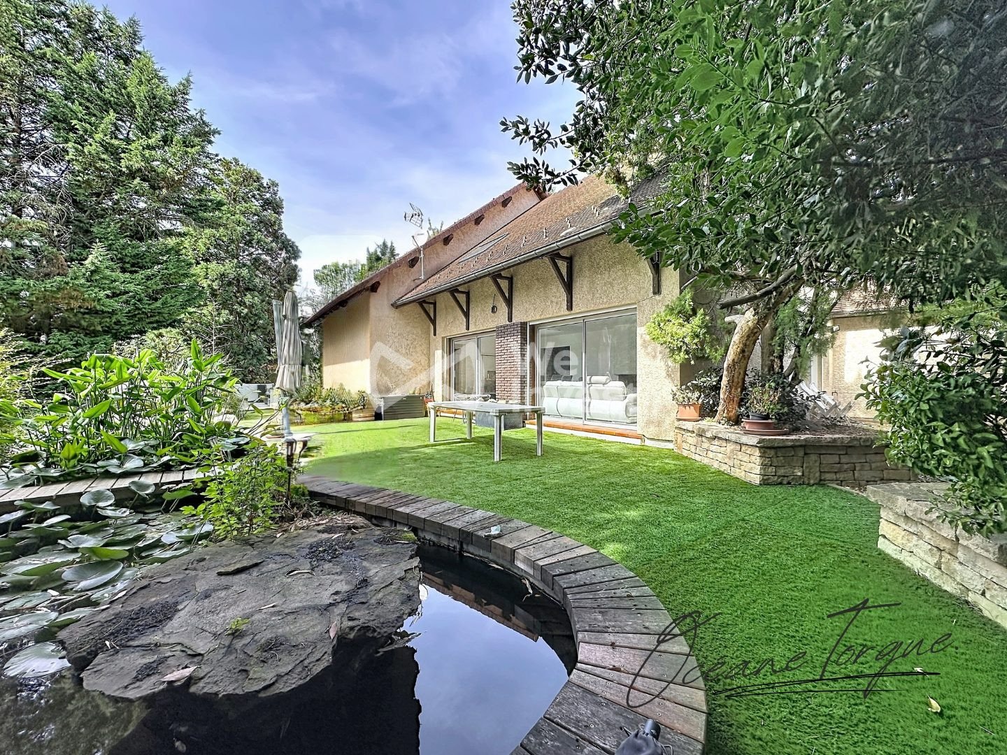 Maison à vendre, 400m², Montseveroux