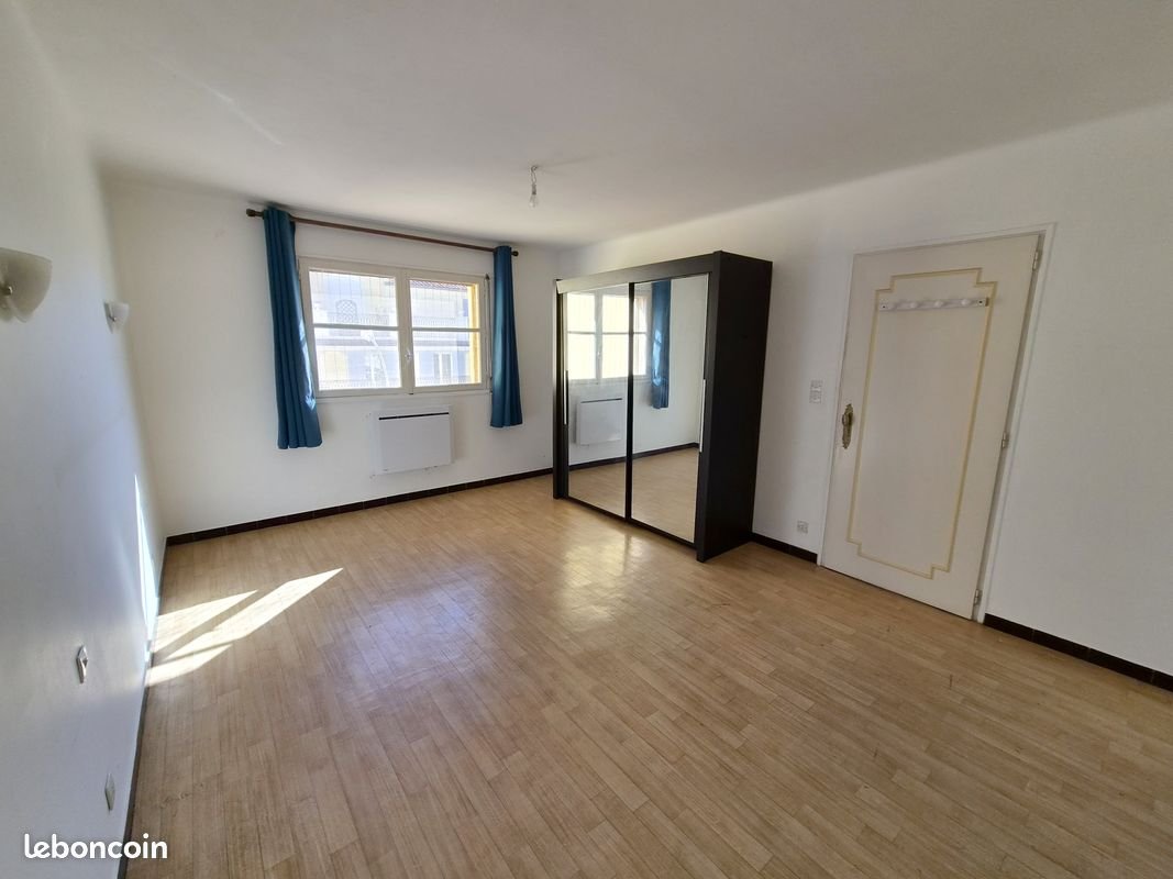 Appartement à louer, 66m², Hyères