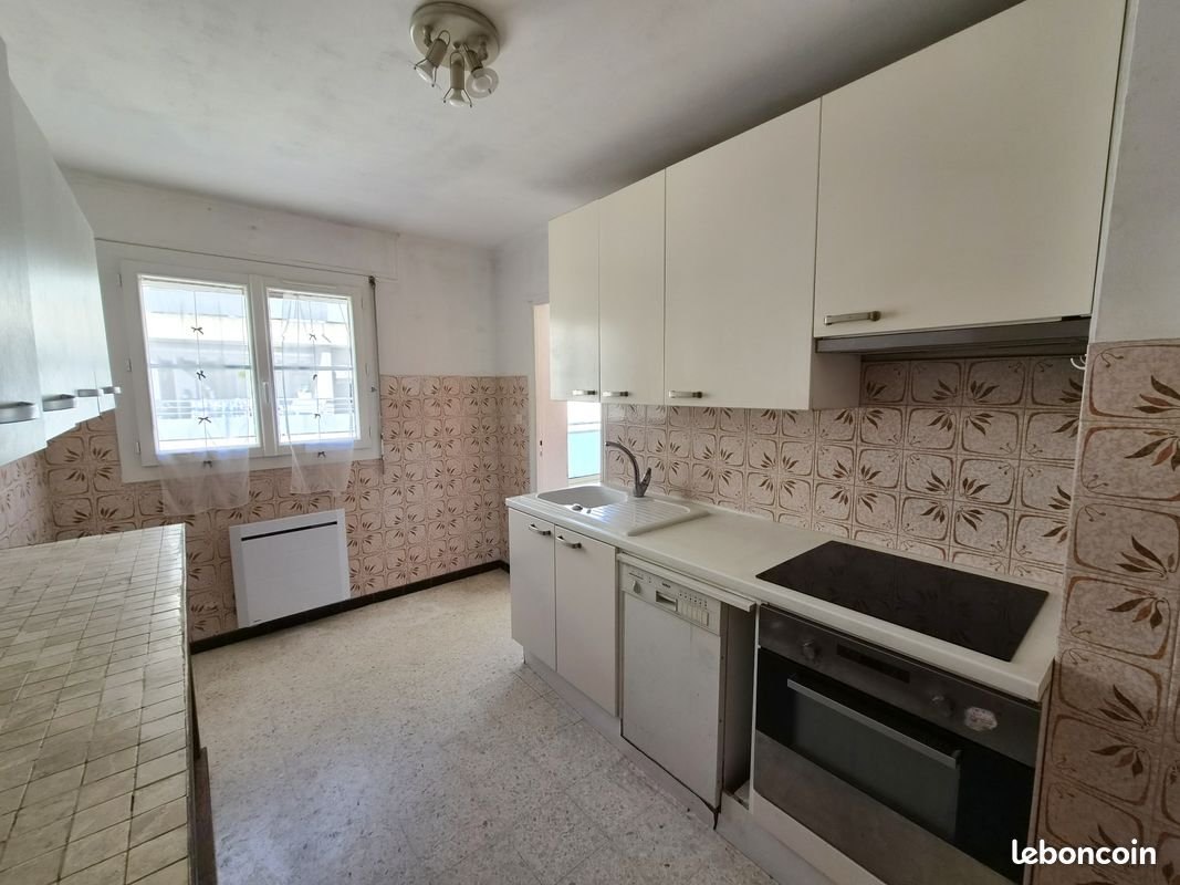 Appartement à louer, 66m², Hyères
