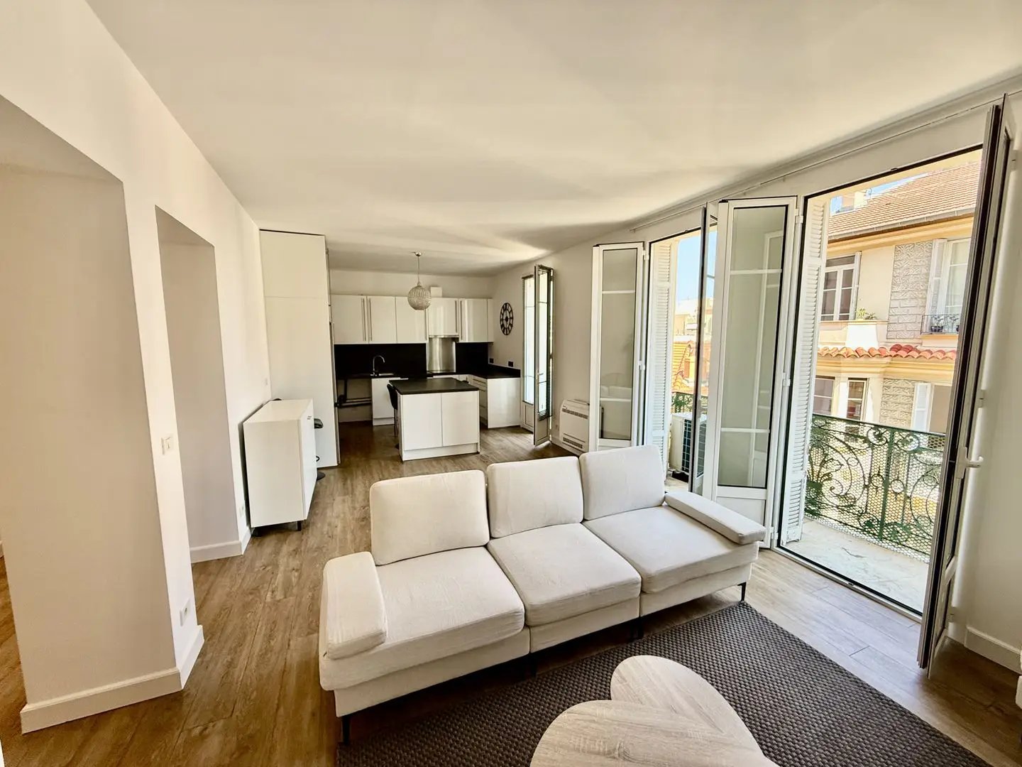 Appartement à louer, 74m², Beausoleil