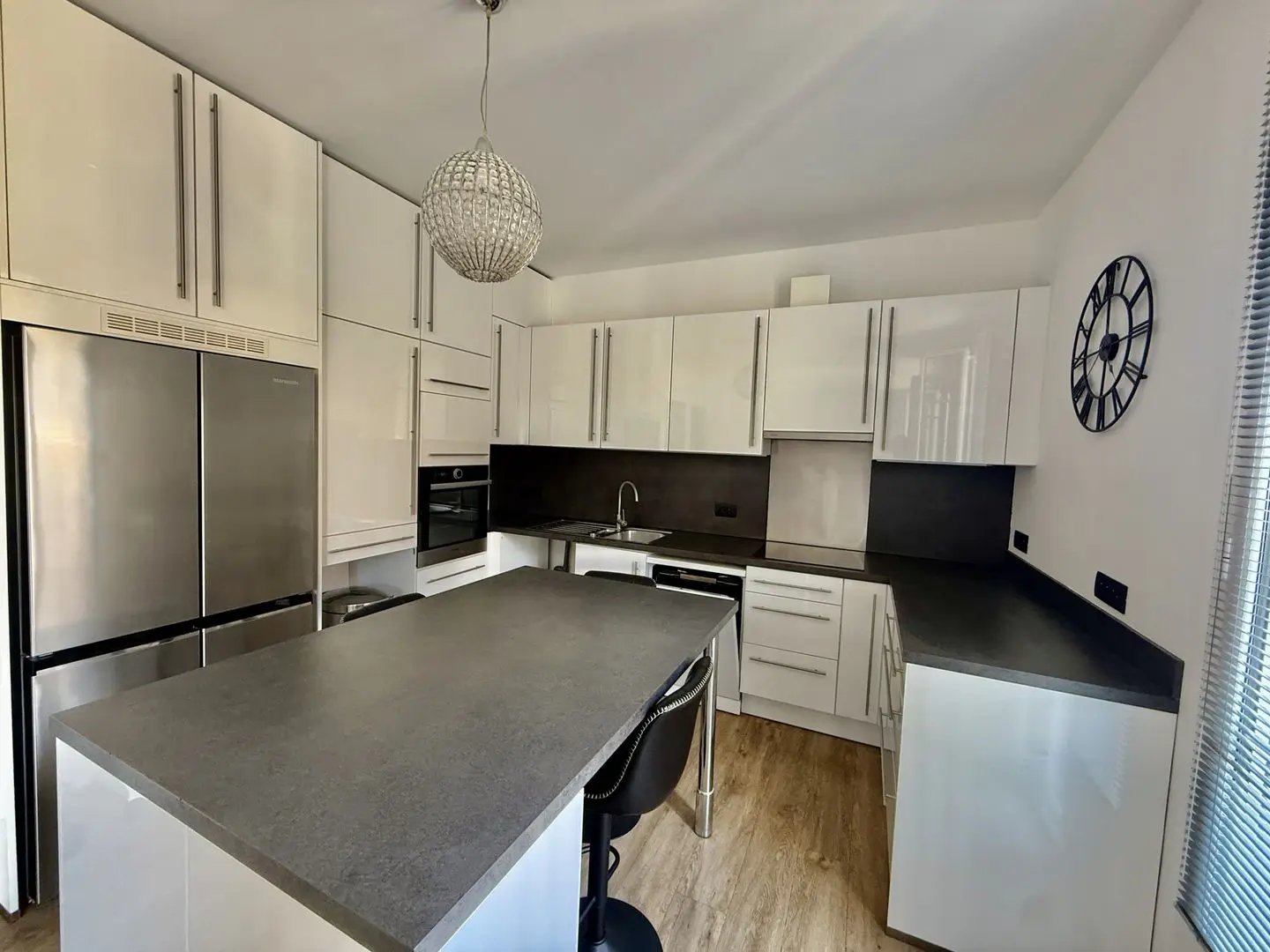Appartement à louer, 74m², Beausoleil