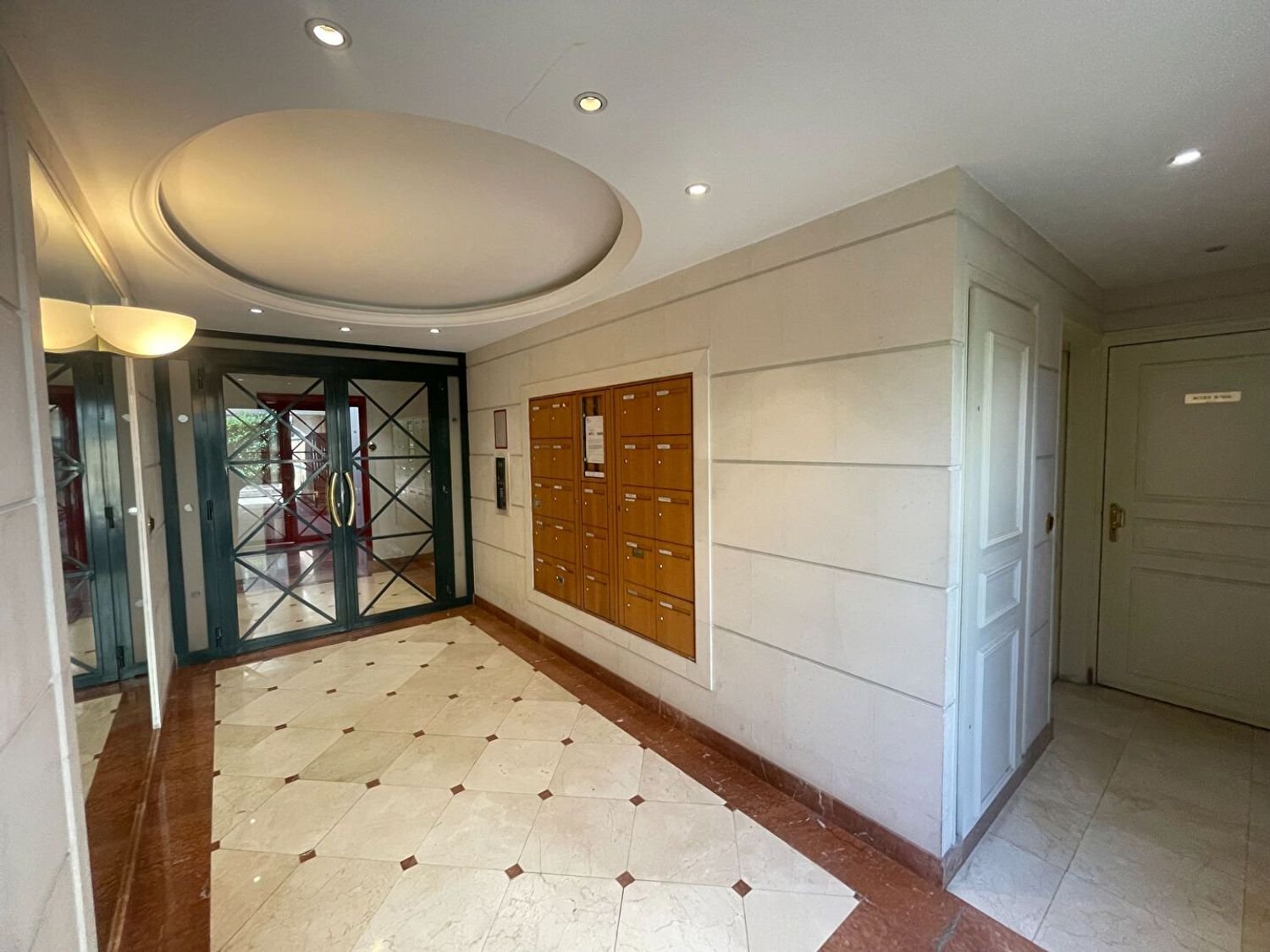 Appartement à louer, 25m², Saint-Cloud