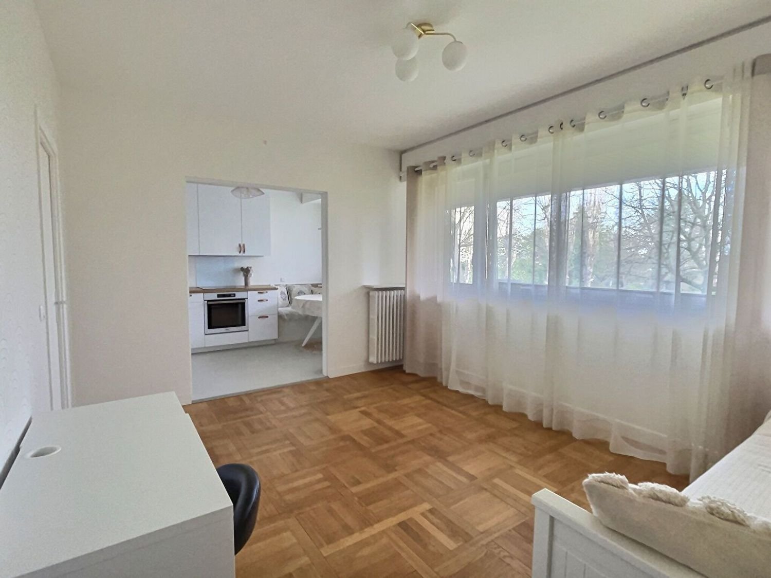 Appartement à louer, 35m², Garches