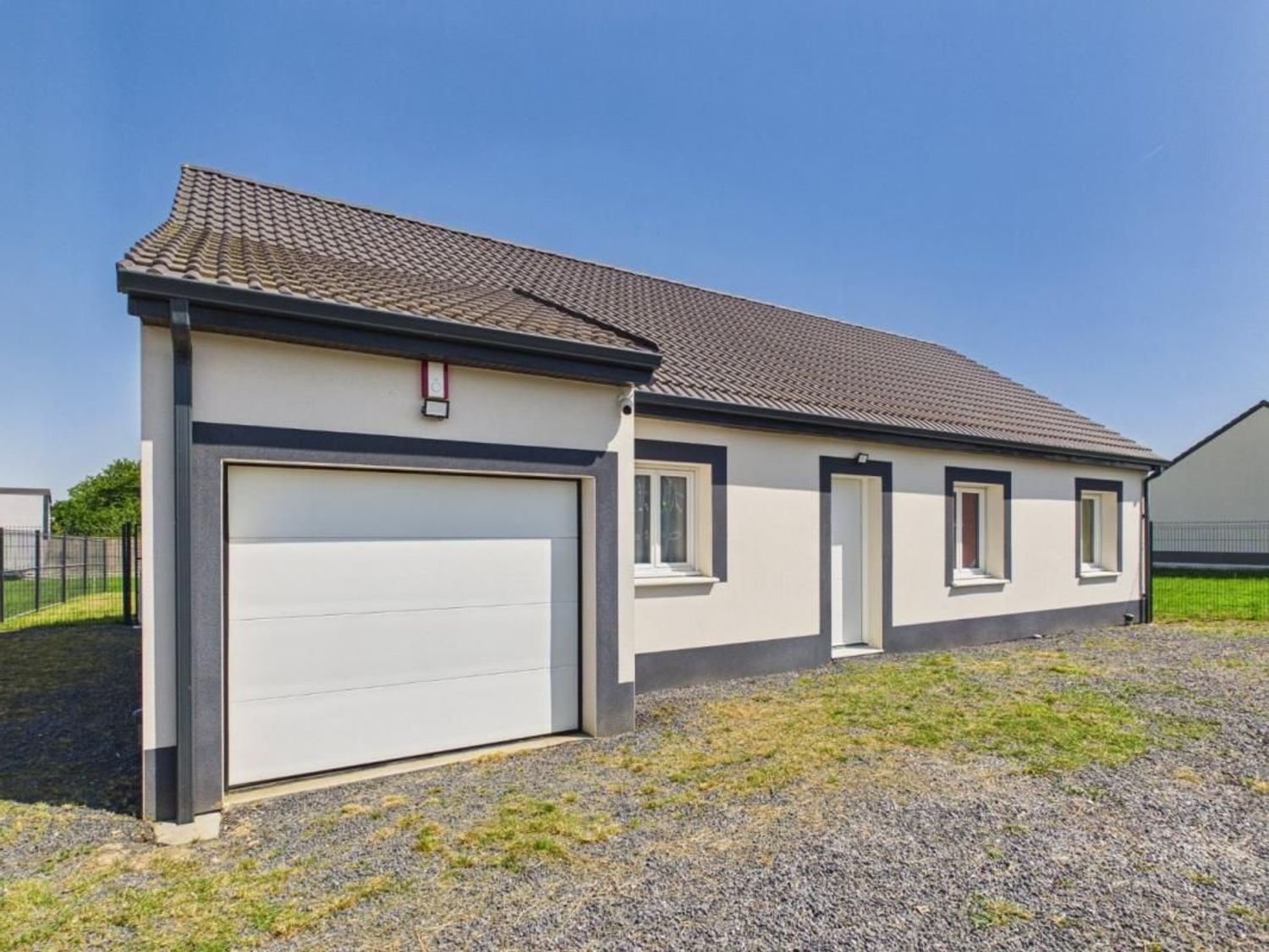 Maison à vendre, 97m², Estrées-Deniécourt