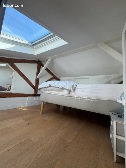 Appartement à louer, 48m², Paris 18ème