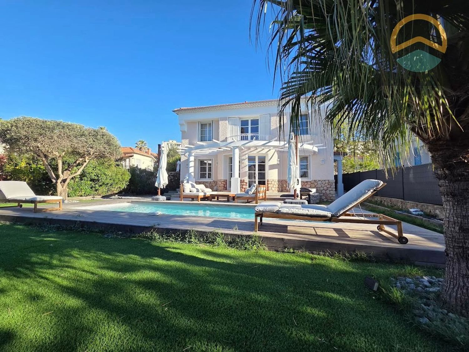 Maison à vendre, 185m², Hyères