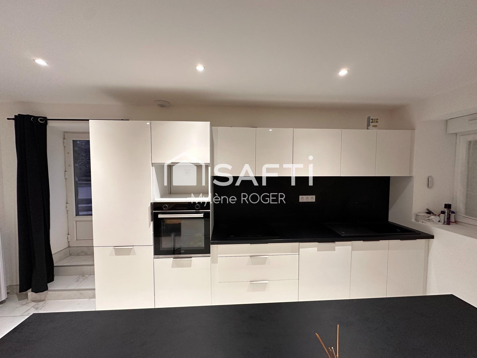 Maison à vendre, 108m², Saint-Denis-de-Gastines