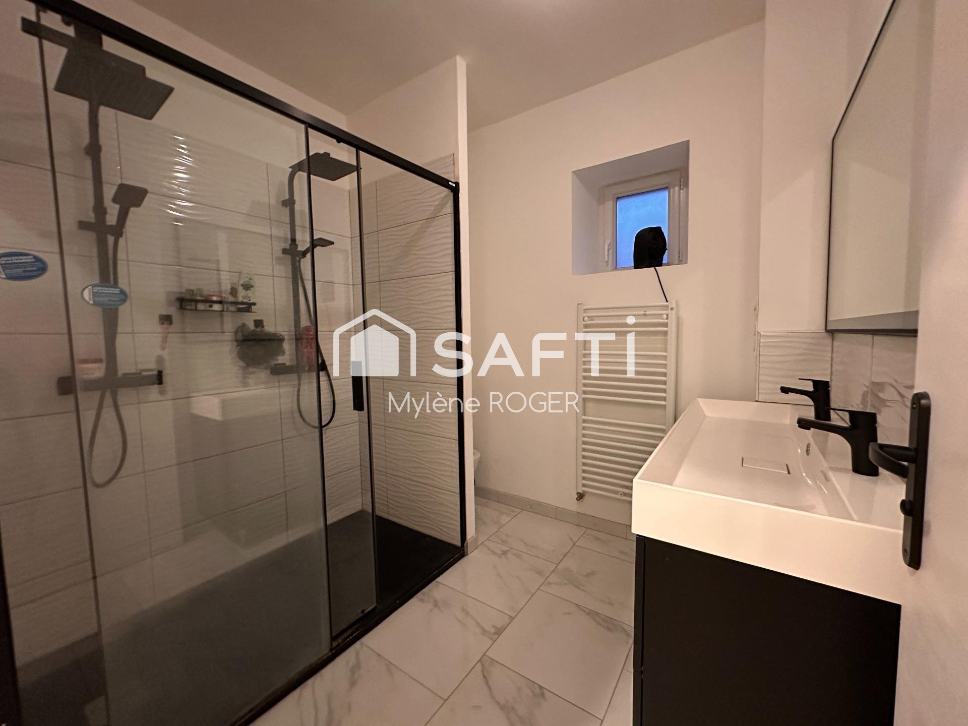 Maison à vendre, 108m², Saint-Denis-de-Gastines