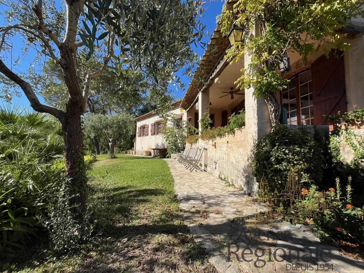 Maison à vendre, 137m², Le Rouret