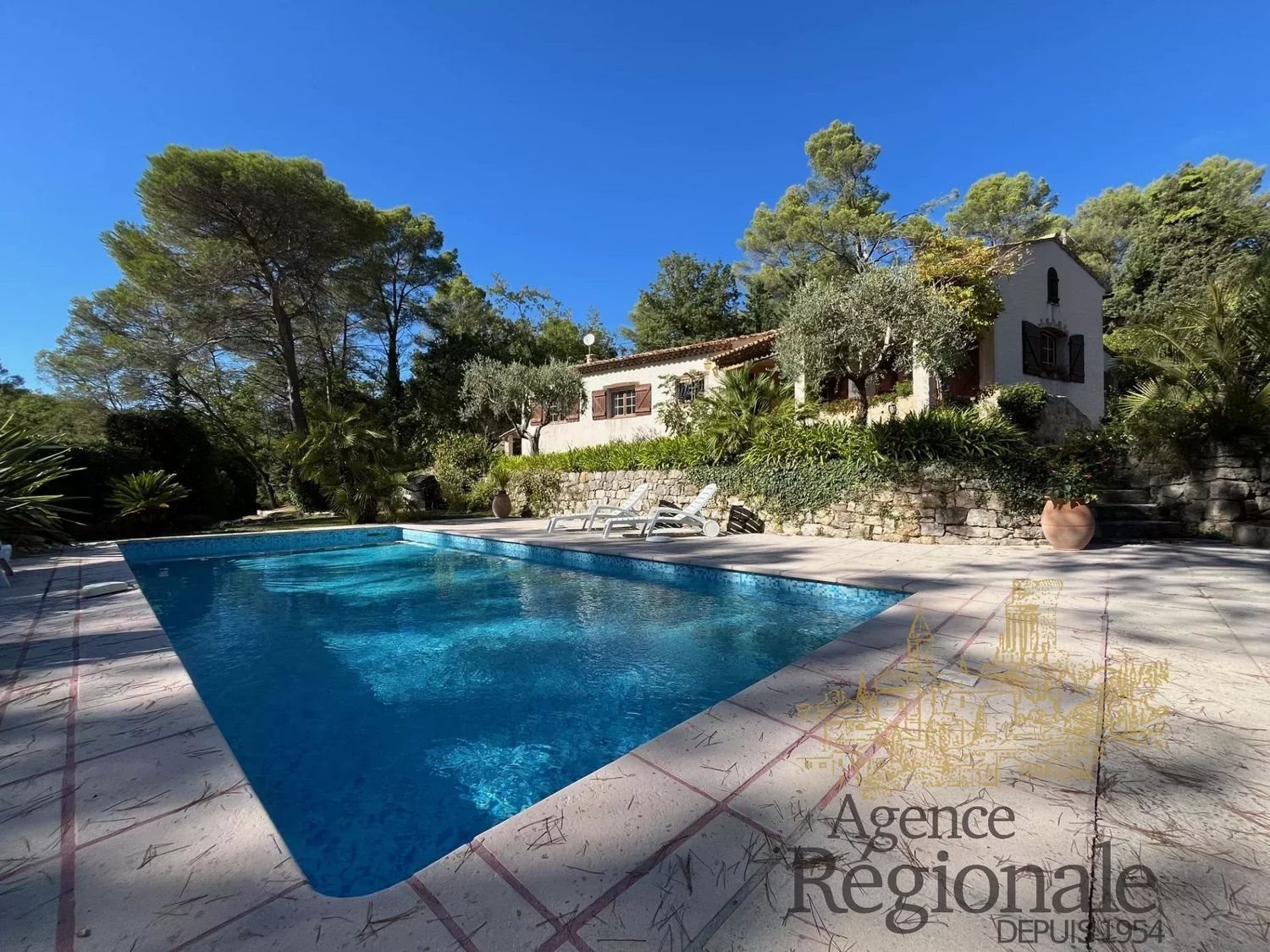 Maison à vendre, 137m², Le Rouret