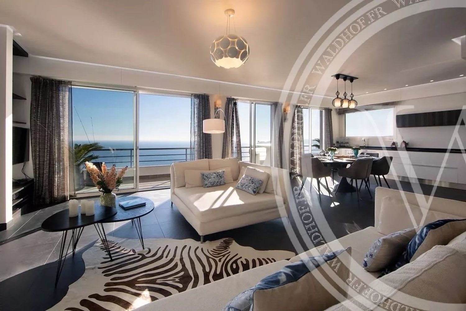 Maison à louer, 250m², Cap-d'Ail