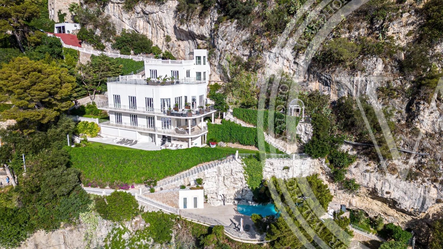 Maison à louer, 588m², Cap-d'Ail