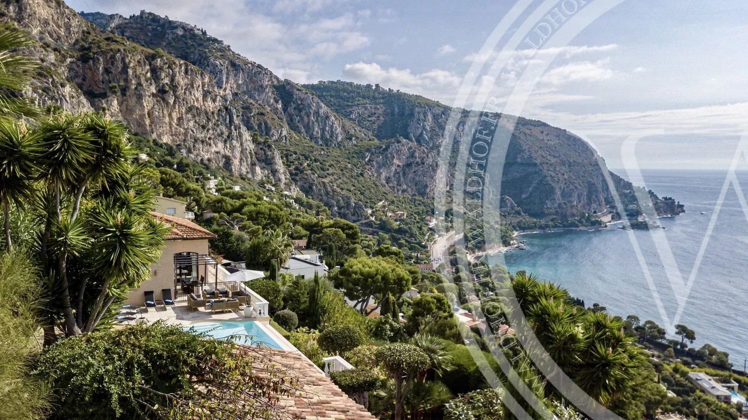Maison à louer, 240m², Èze
