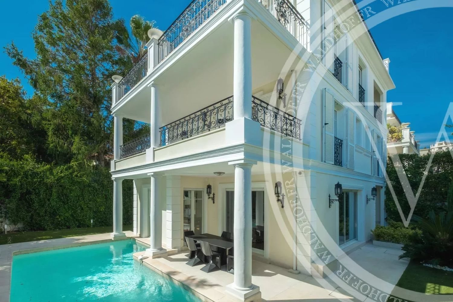Maison à louer, 283m², Saint-Jean-Cap-Ferrat
