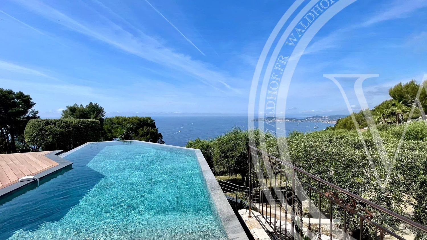 Maison à louer, 400m², Cap-d'Ail