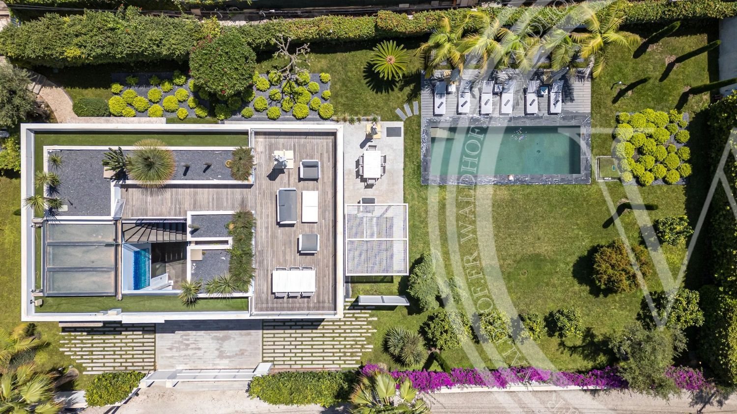 Maison à louer, 325m², Antibes