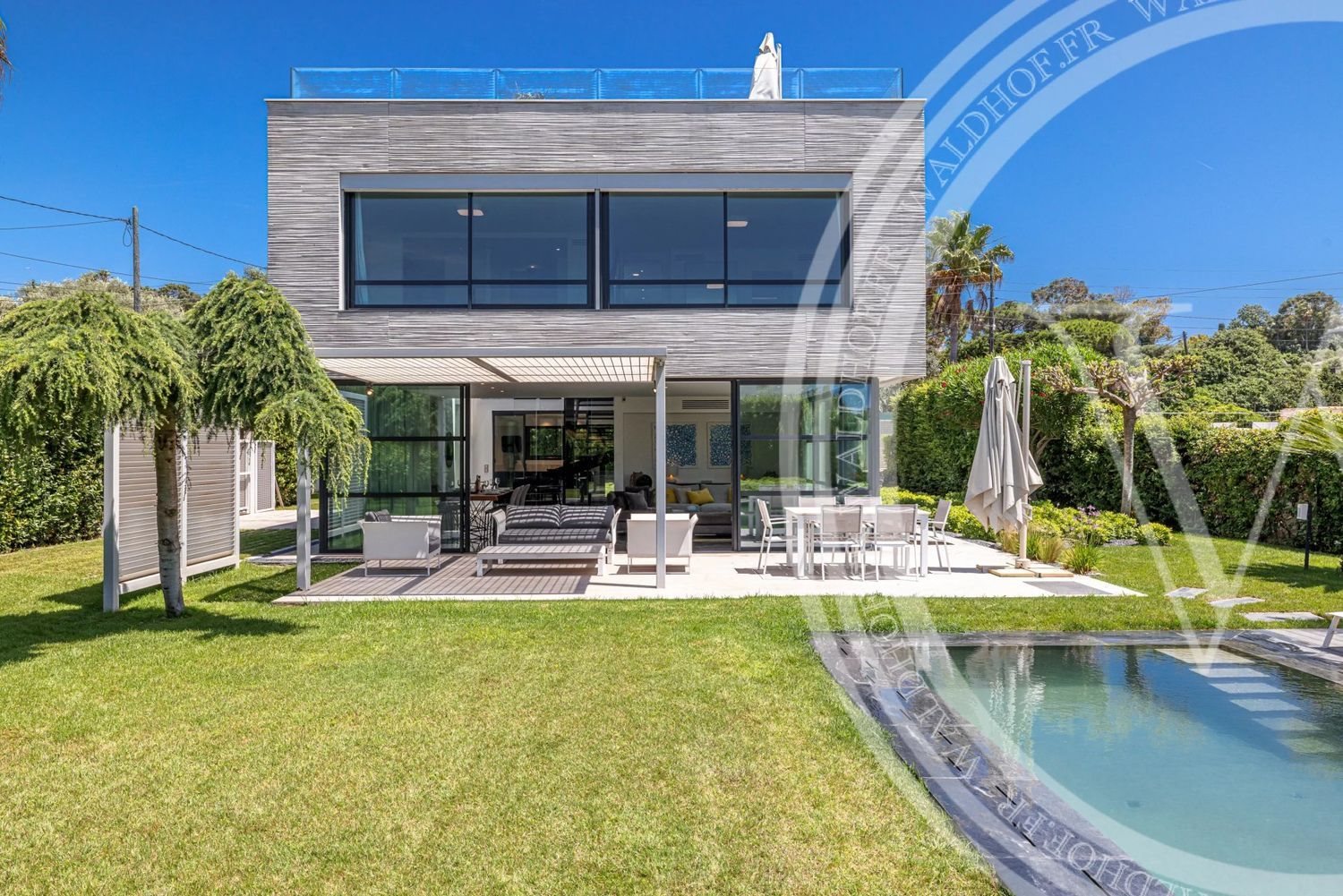 Maison à louer, 325m², Antibes