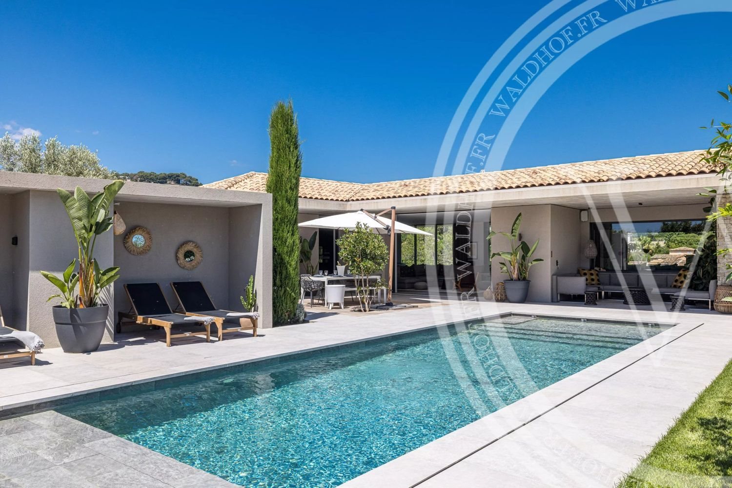 Maison à louer, 300m², Saint-Paul-de-Vence