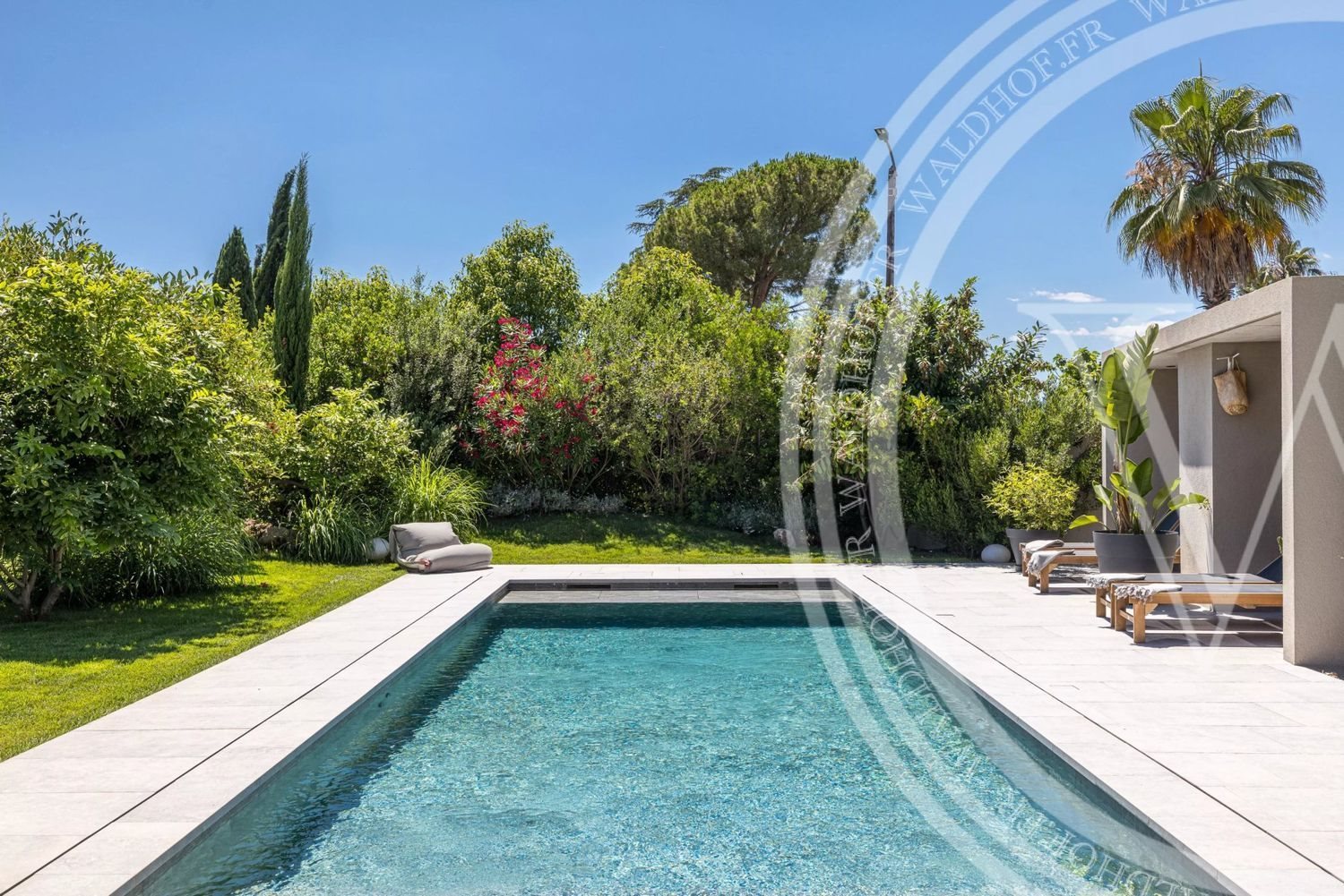Maison à louer, 300m², Saint-Paul-de-Vence