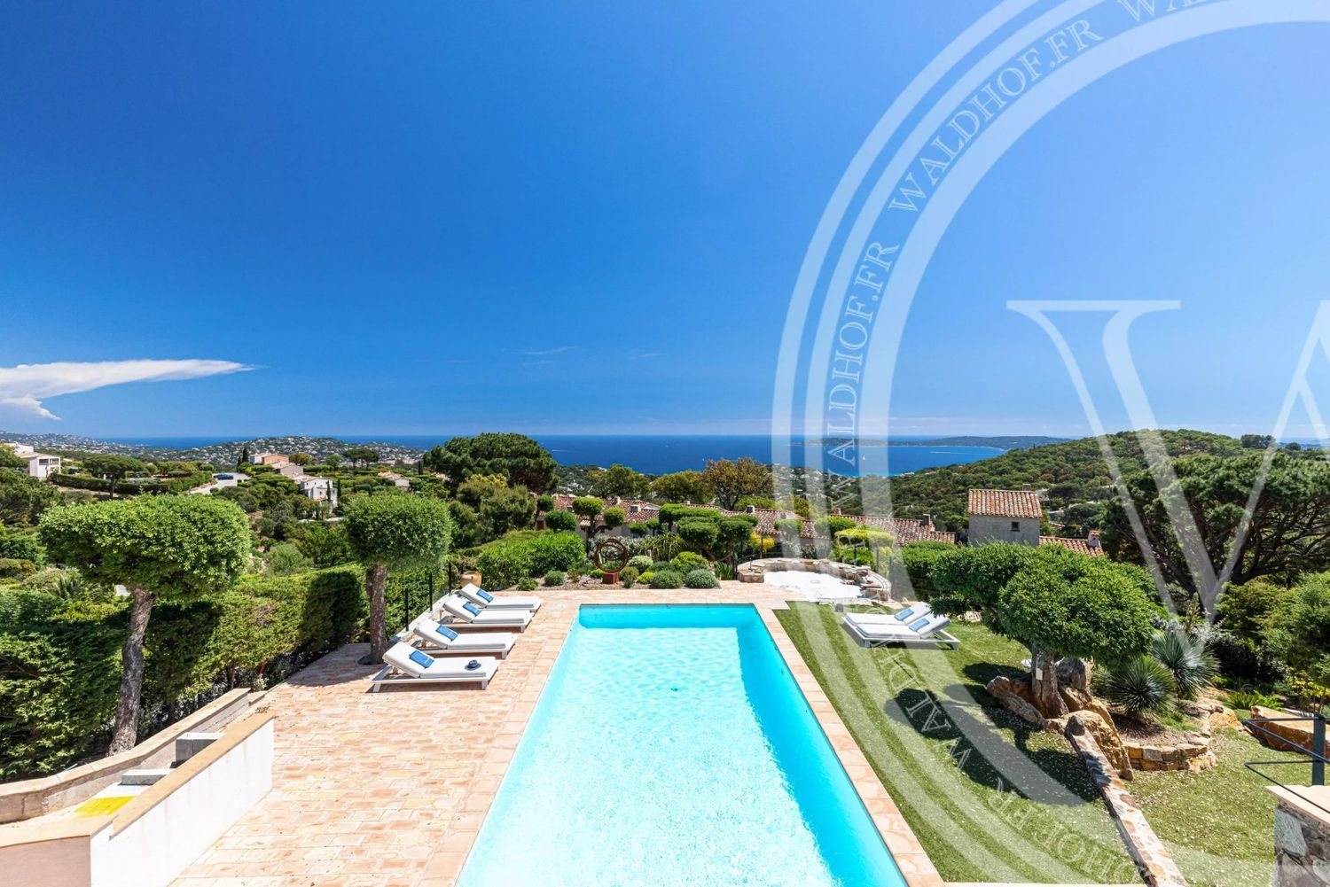 Maison à louer, 255m², Grimaud