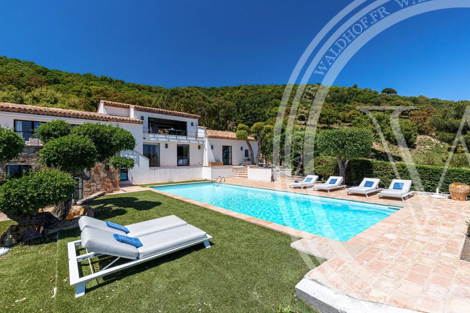 Maison à louer, 255m², Grimaud
