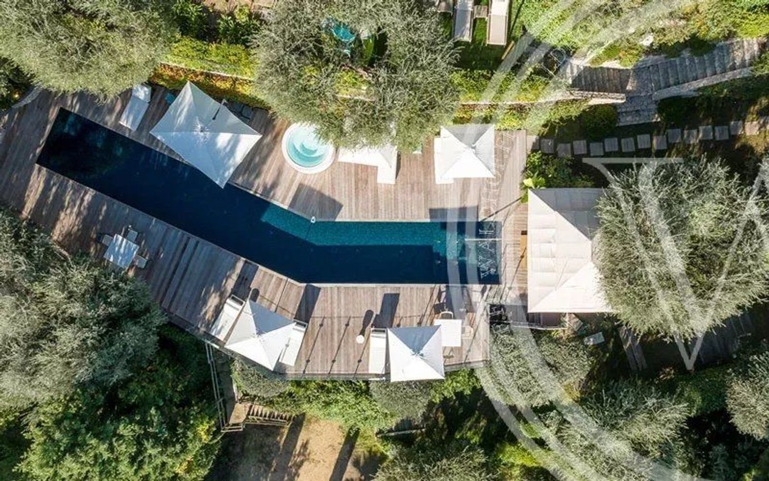 Maison à louer, 822m², Saint-Jean-Cap-Ferrat