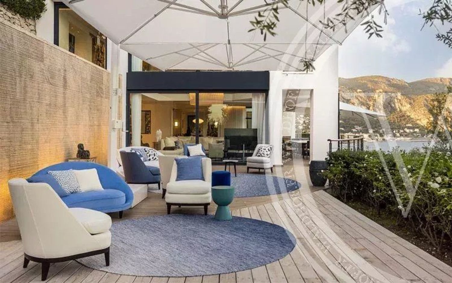 Maison à louer, 822m², Saint-Jean-Cap-Ferrat