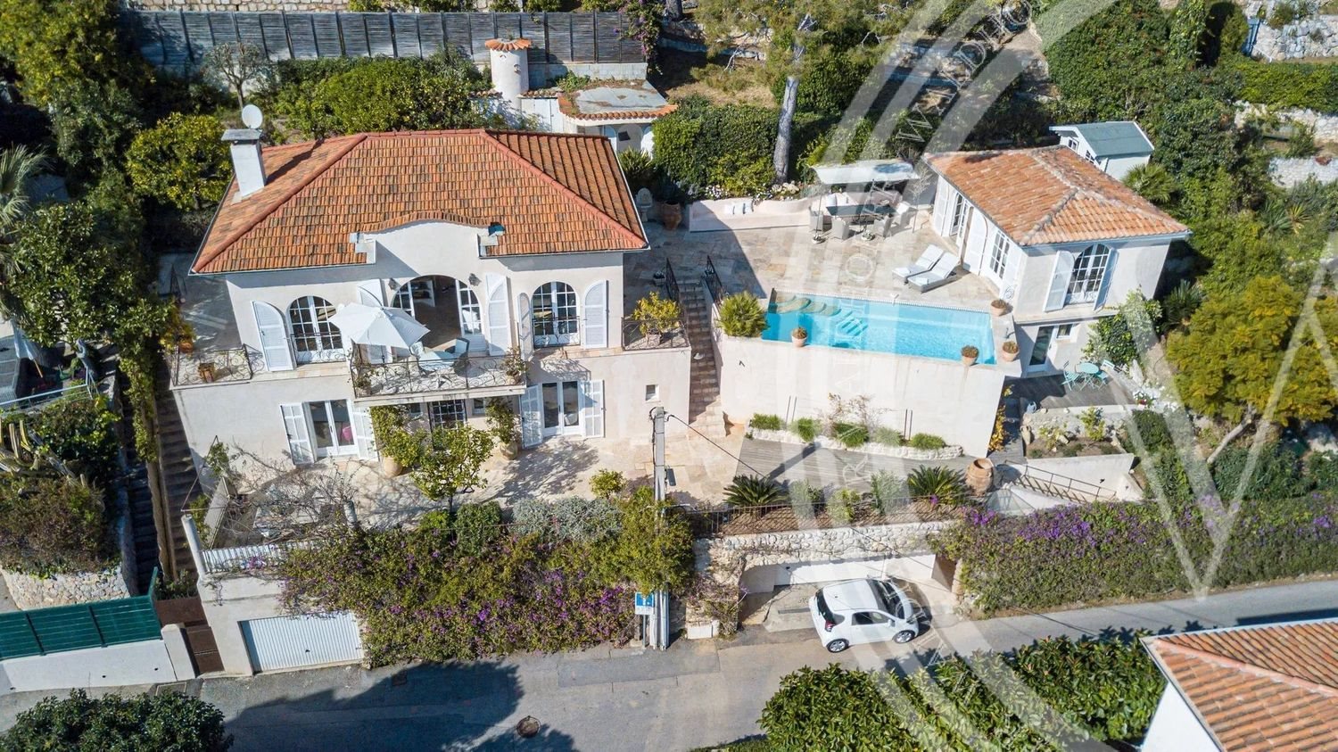 Maison à louer, 300m², Èze