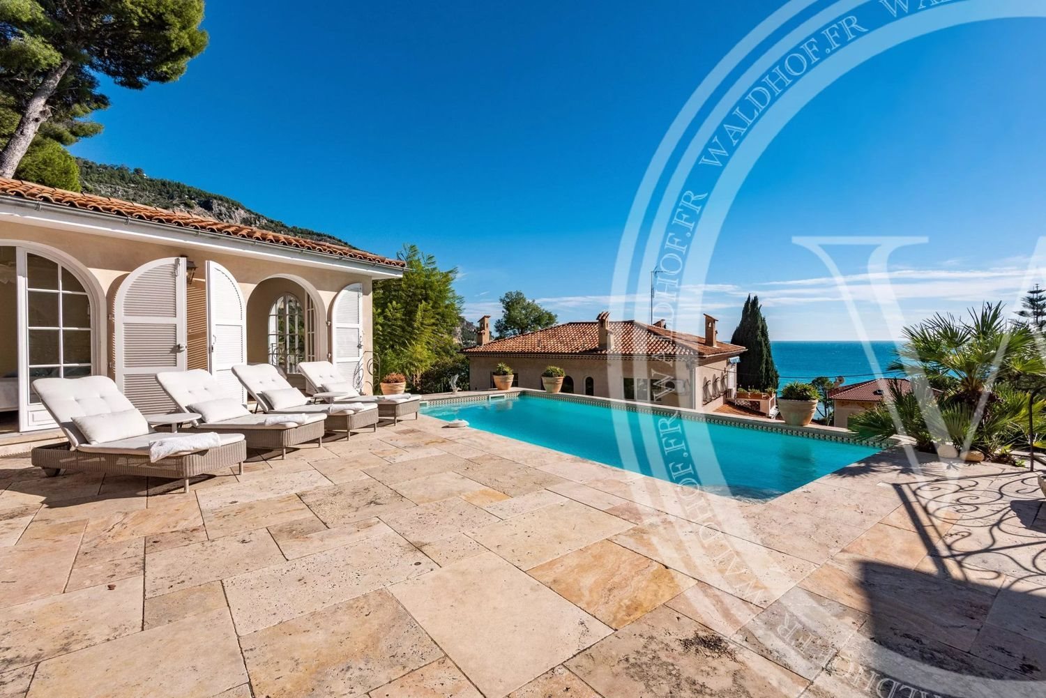Maison à louer, 300m², Èze