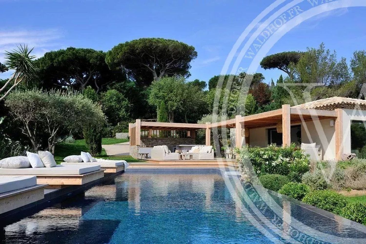 Maison à louer, 520m², Saint-Tropez