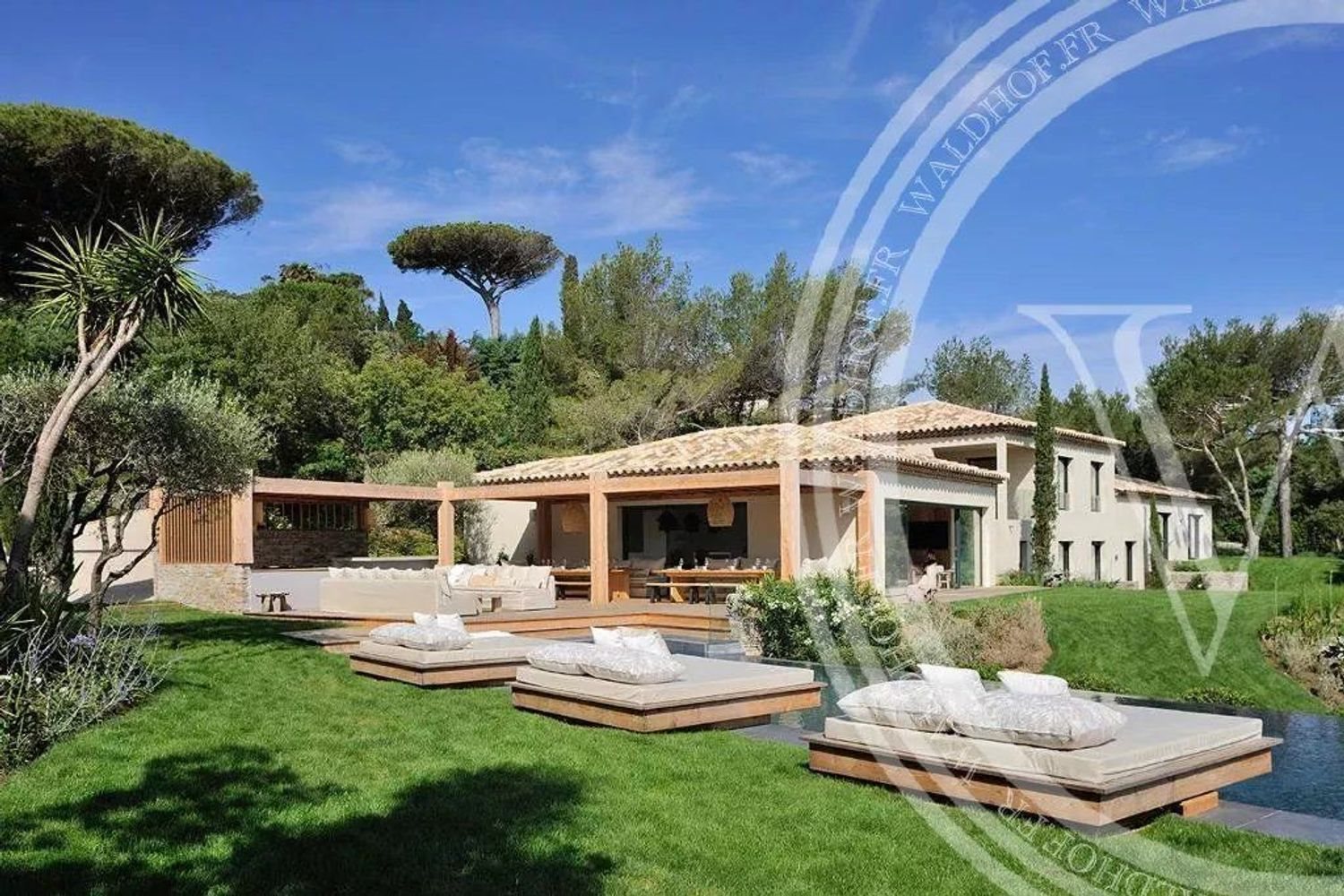 Maison à louer, 520m², Saint-Tropez