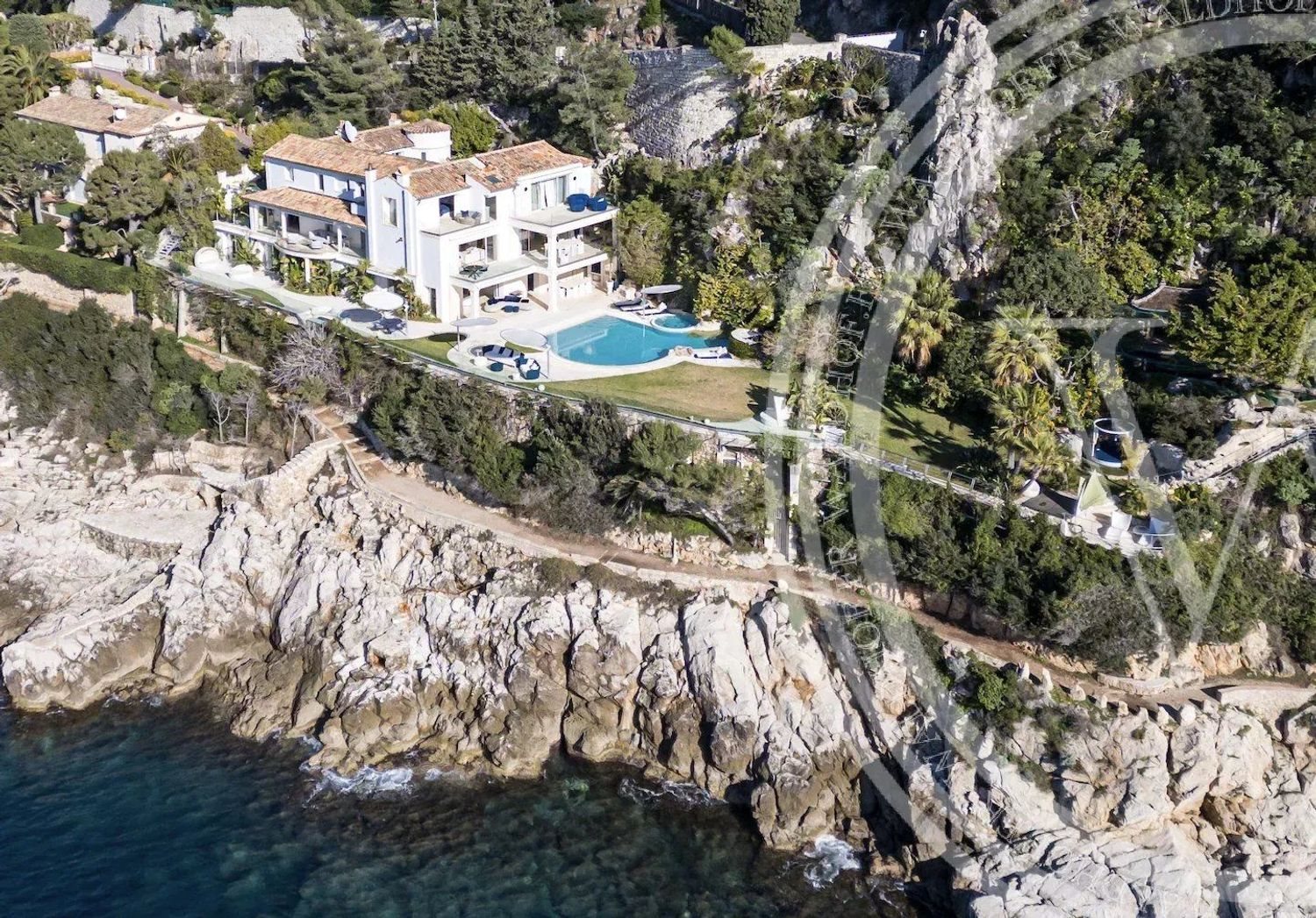 Maison à louer, 550m², Saint-Jean-Cap-Ferrat