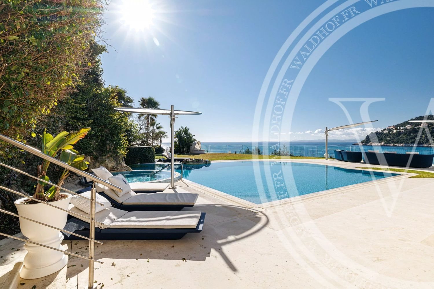 Maison à louer, 550m², Saint-Jean-Cap-Ferrat