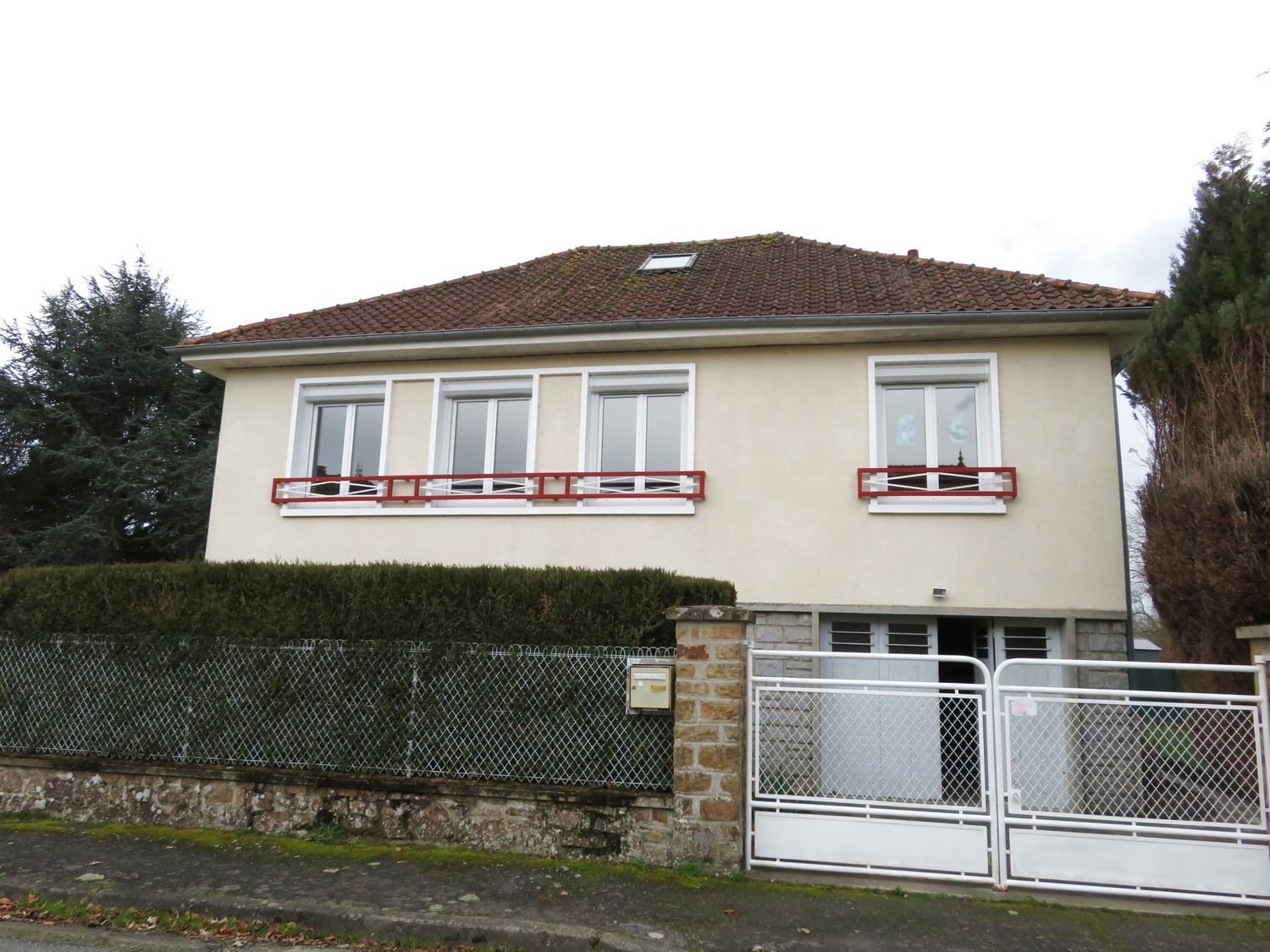 Maison à vendre, 74m², Châteauponsac
