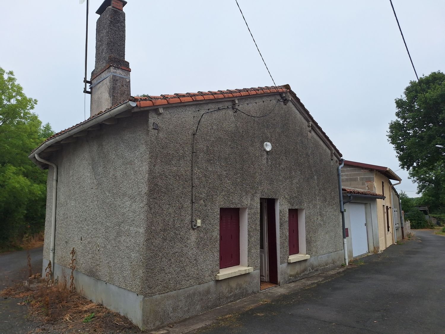 Photo 1